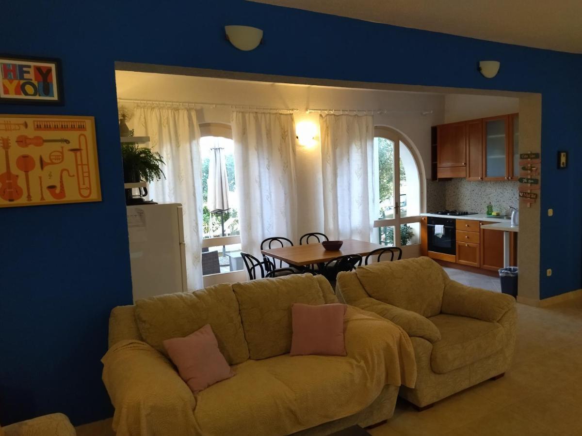 Holiday Home With Free Parking By The Beach Brela Luaran gambar