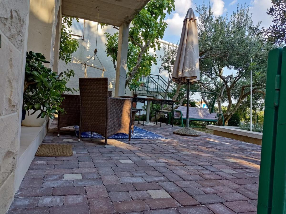 Holiday Home With Free Parking By The Beach Brela Luaran gambar